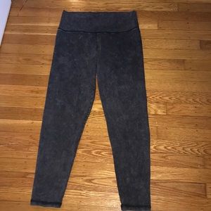 Aerie chill. play. Move acid wash leggings